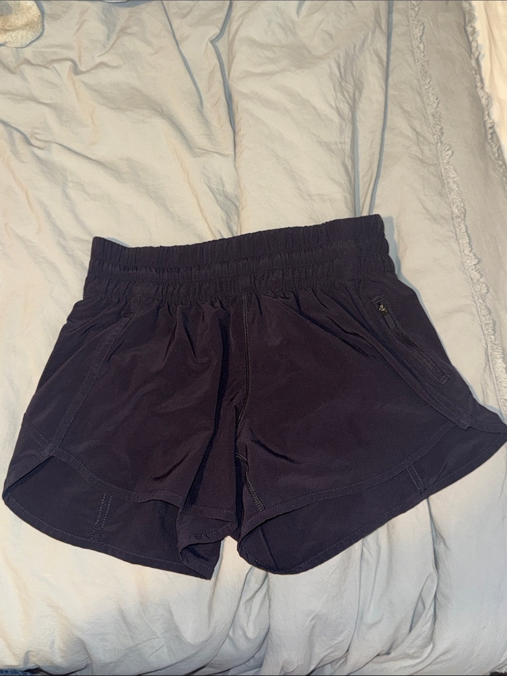 Lululemon Women's Athletic Shorts - plum